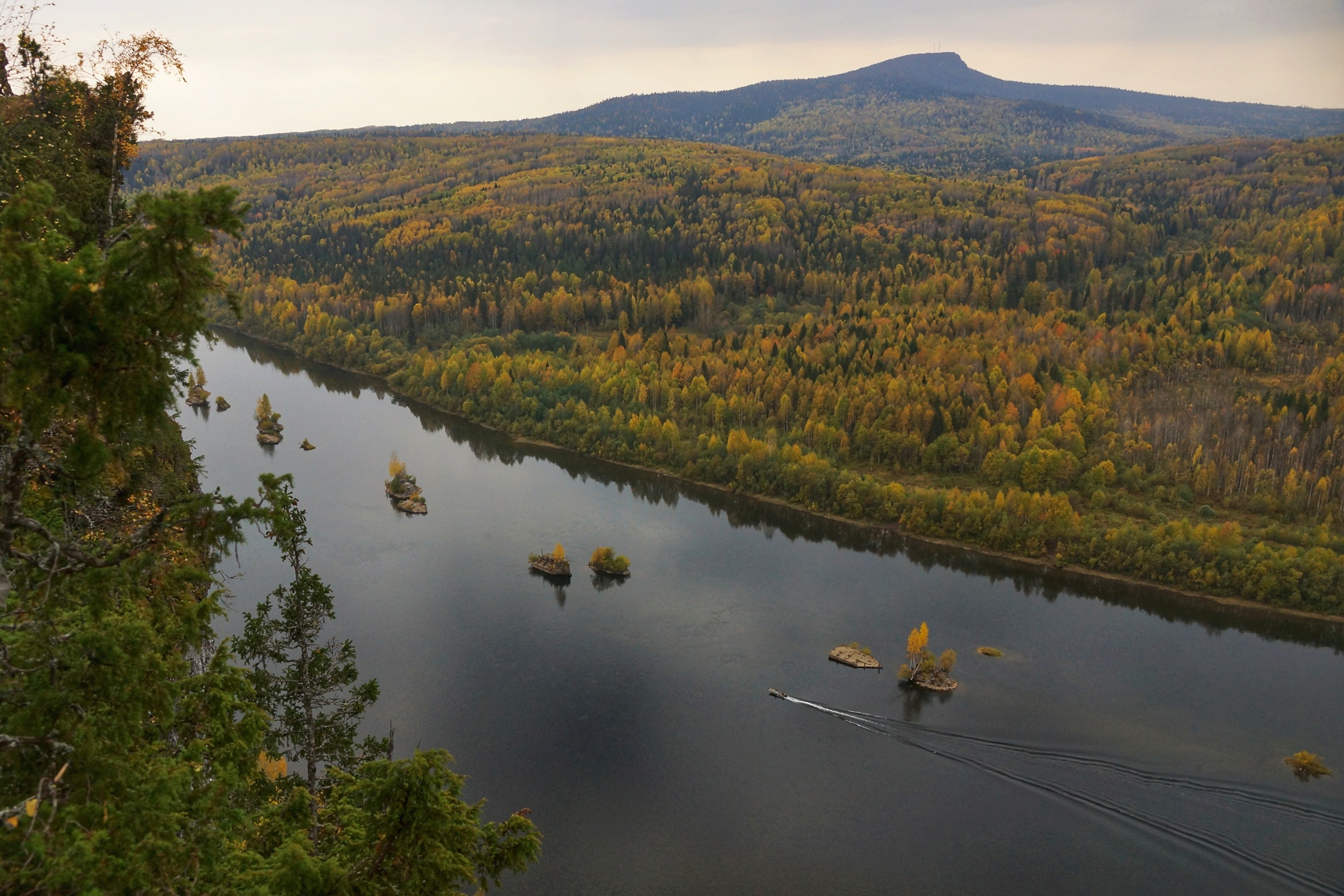 Река Вишера камень Полюд