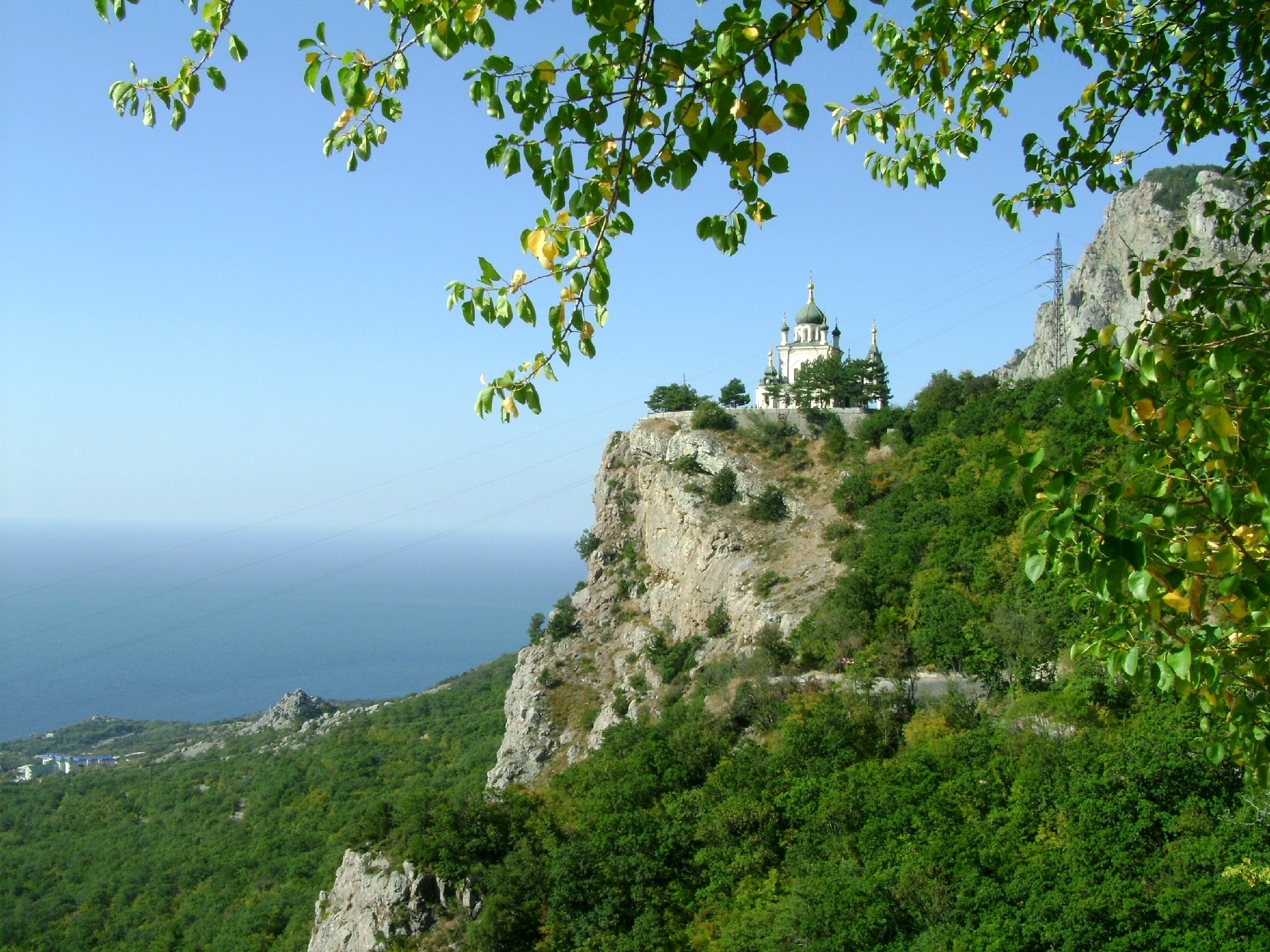 Форос. Форосская яйла. Форосская стена. Гора в Форосе название. Форосский камень.