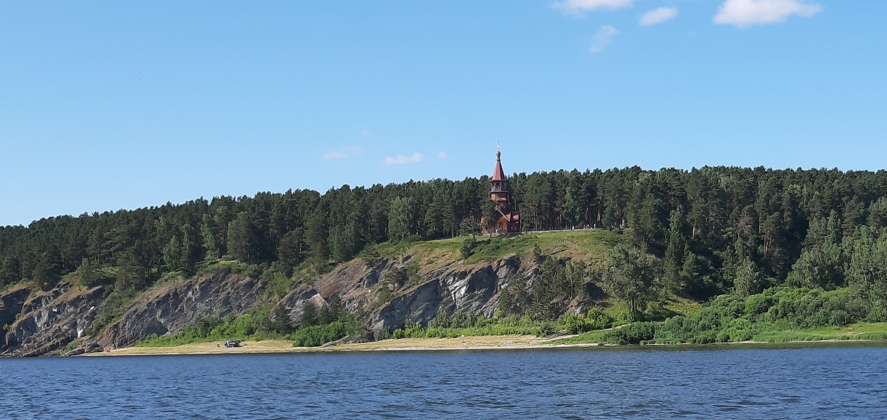 Кемерово томская область. Томская писаница река Томь. Река Томь Кемерово. Речка Томь Томск. Остров Буян на реке Томь.